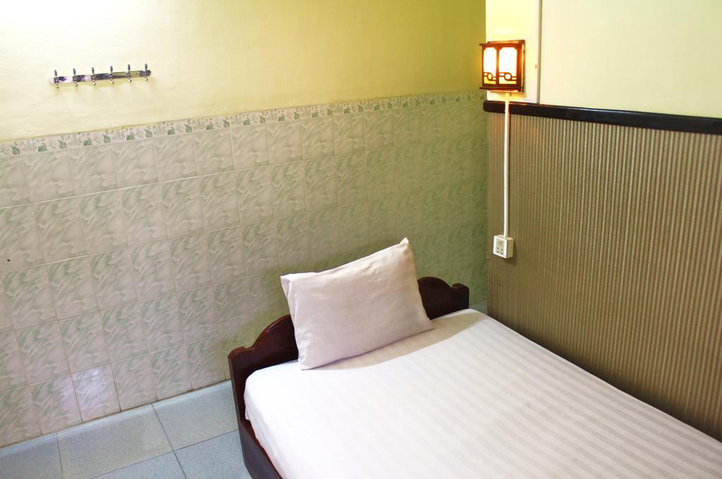 Tt Guesthouse بنوم بنه الغرفة الصورة